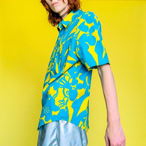 Abound Blue and Yellow Floral Hawaiian Shirt - Picture 9 of 9